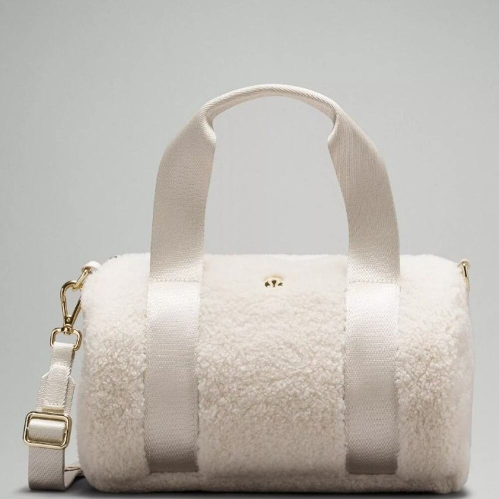 NWT Lululemon Fleece Mini Duffle Bag